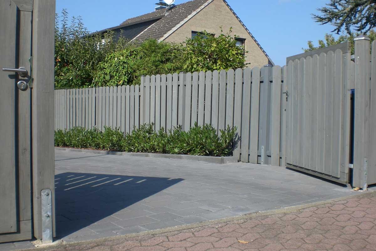 Zaun-Lappland-Zaunfelder-aus-Lärchenholz-mit-Patina